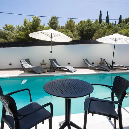 Hotel Solvio Boutique & *