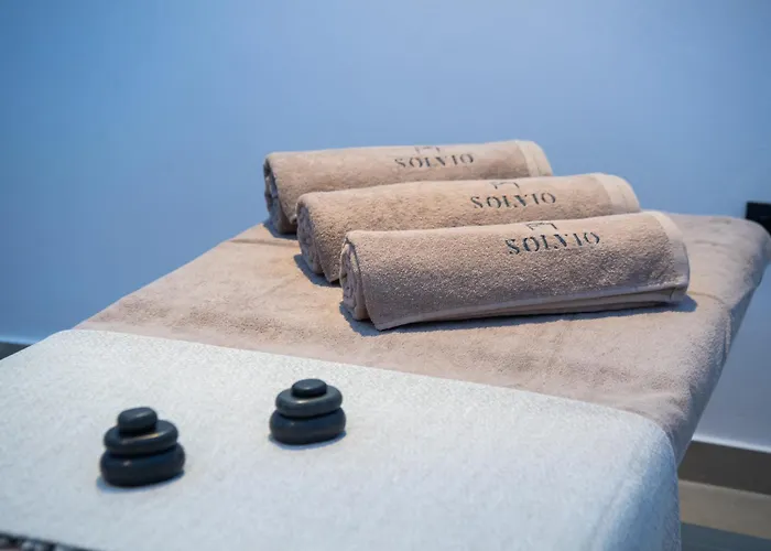 Solvio Boutique & * Frinion